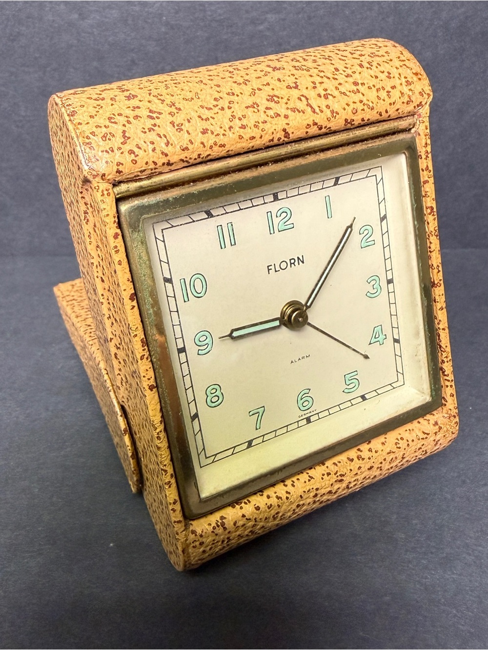 Vintage FLORN Germany Wind Up Travel Alarm Clock Genuine Tan Leather Case Clean